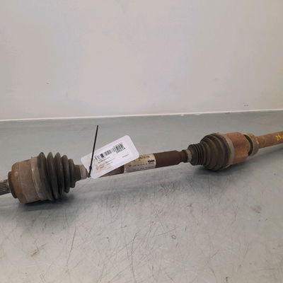 Transmission avant droite Renault MEGANE IV 3-5 portes (B9A-M-N_) 1.5 dci 110 (b9a3) (2015)