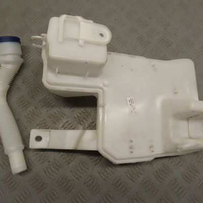 Reservoir lave-glace avant Peugeot 208 II (UB_, UP_, UW_, UJ_) 1.5 bluehdi 100 (2019)