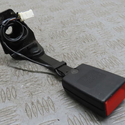 Ancrage ceinture arrière gauche Peugeot 3008 Monospace (0U_) 1.6 hdi (2009-2016) 5 portes