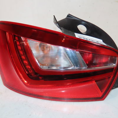 Feu arrière gauche Seat IBIZA IV (6J5, 6P1) 1.4 tdi (2008-2010)