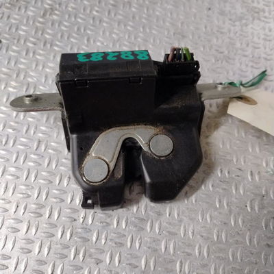 Moteur electrique de hayon-coffre Opel CORSA D (S07) 1.3 cdti (l08, l68) (2006-2014) 5 portes