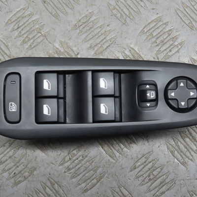 Commande lève-glace porte avant gauche Peugeot 308 II (LB_, LP_, LW_, LH_, L3_) 1.5 bluehdi 130 (2017-2021)