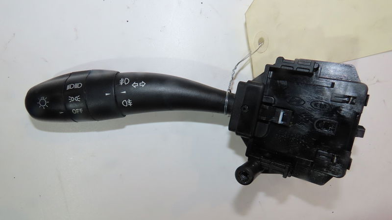 Commande eclairage Kia CEE'D 3-5 portes (ED) 1.6 crdi 115 (2006-2012)
