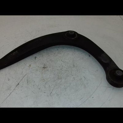 Triangle inf avg Peugeot 3008 Monospace (0U_) 1.6 hdi (2009-2016) 5 portes