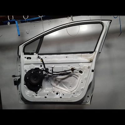 Porte avant droite Renault CLIO IV (BH_) 1.5 dci 75 (2012) 5 portes