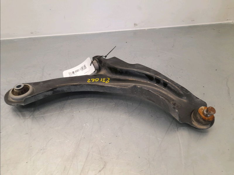Triangle inf avd Renault ZOE (BFM_) Zoe (2012)