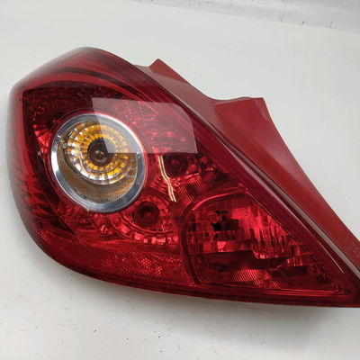 Feu arrière gauche Opel CORSA E (X15) 1.3 cdti (08, 68) (2014)