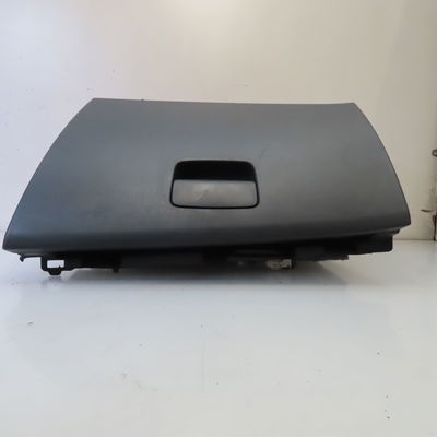 Boite à gants Mercedes-benz CLASSE A (W176) A 200 (176.043) (2012-2018)