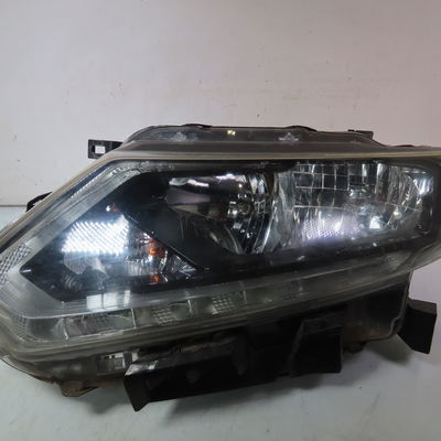 Phare gauche Nissan X-TRAIL III (T32_, T32R, T32RR) 1.6 dci all mode 4x4-i (nt32) (2014)