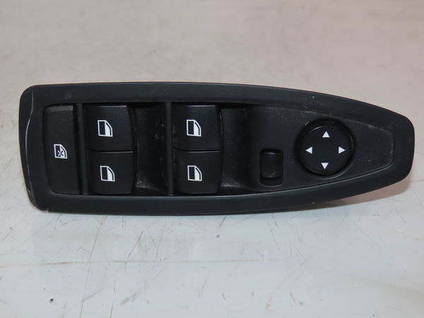 Commande lève-glace porte avant gauche Bmw 1 (F20) 120 d (2011-2015)