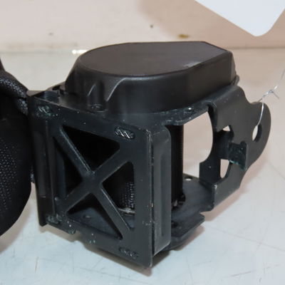 Ceinture arrière gauche Bmw 1 (F20) 120 d (2011-2015)