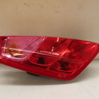 Feu arrière gauche Fiat PUNTO EVO (199_) 1.3 d multijet (199axc1a, 199bxc1a, 199axt1a, 199bxt1a) (2009-2012) 3 portes