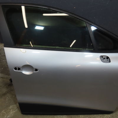 Porte avant droite Renault CLIO IV (BH_) 0.9 tce 90 (2012) 5 portes