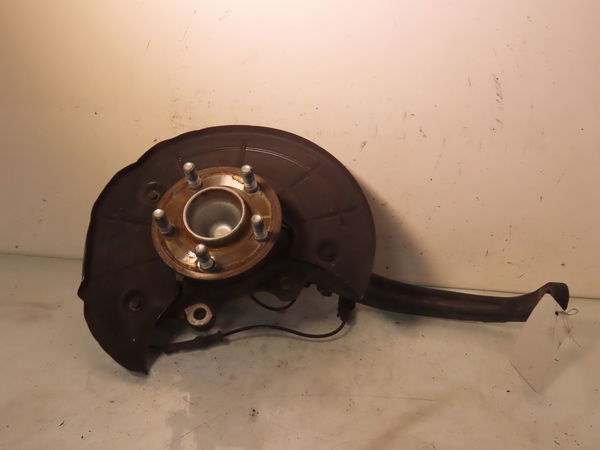 Fusee avg Lancia THEMA (LX_) 3.0 d (48, lx) (2011-2014)