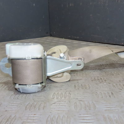 Ceinture arrière gauche Toyota RAV 4 III (_A3_) 2.2 d 4wd (ala30_) (2006-2012)