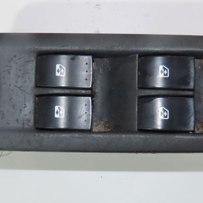 Commande lève-glace porte avant gauche Renault GRAND SCÉNIC II (JM0-1_) 1.9 dci (jm0g, jm12, jm1g, jm2c) (2004-2006)