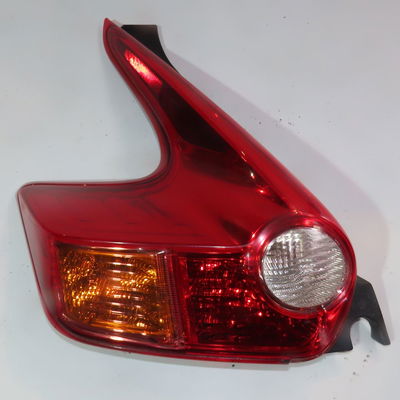 Feu arrière gauche Nissan JUKE (F15) 1.5 dci (2010) 5 portes