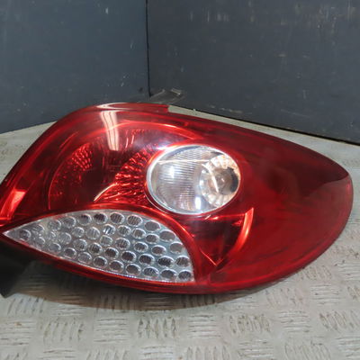 Feu arrière droit Peugeot 206 (2L_, 2M_) 1.4 hdi eco 70 (2009-2013) 5 portes