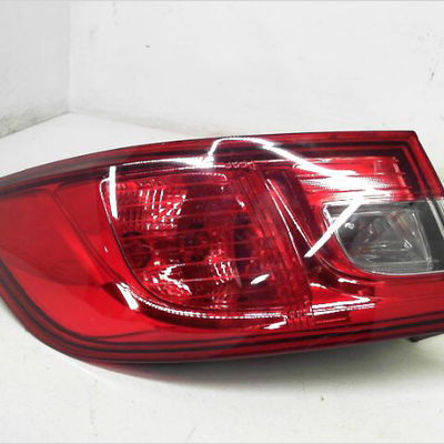 Feu arrière gauche Renault CLIO IV (BH_) 1.5 dci 90 (2012) 5 portes