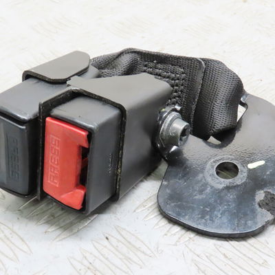 Ancrage ceinture arrière gauche Renault CLIO II (BB_, CB_) 1.4 16v (b-cb0p, bb13) (2000-2008) 5 portes