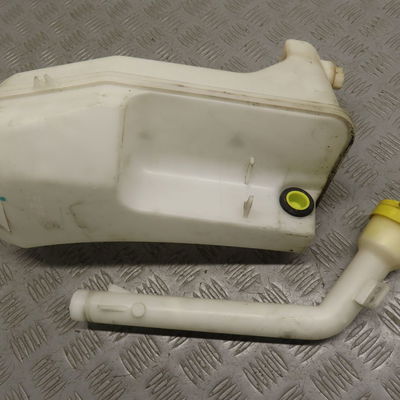 Reservoir lave-glace avant Renault CLIO IV (BH_) 1.5 dci 75 (2012) 5 portes