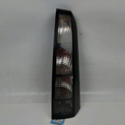 Feu arrière droit Opel MERIVA A Monospace (X03) 1.7 cdti (e75) (2003-2010)