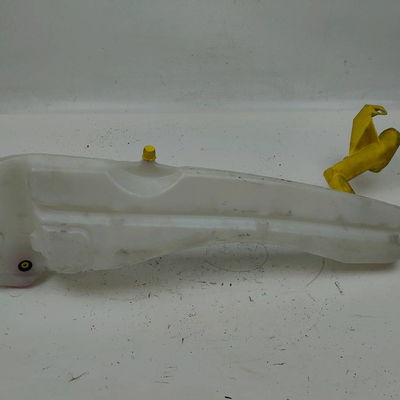 Reservoir lave-glace avant Renault MEGANE I (BA0-1_) 1.6 16v (ba04, ba0b, ba11, ba1j, ba16, ba19, ba1k, ba1v,... (1999-2002)