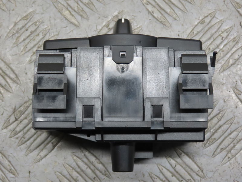 Commande eclairage Bmw 1 (E87) 118 d (2004-2007)