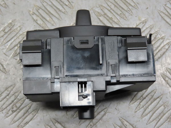 Commande eclairage Bmw 1 (E87) 118 d (2004-2007)