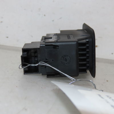 Commande lève-glace porte avant droite Volkswagen GOLF VII (5G1, BQ1, BE1, BE2) 2.0 gtd (2013-2020)