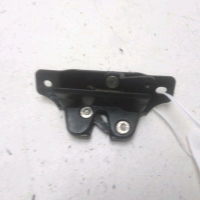 Serrure hayon Peugeot 206 3-5 portes (2A-C) 1.4 16v (2003-2008)