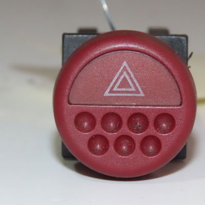 Bouton de warning Peugeot 106 I (1A, 1C) 1.1 (1991-1996)