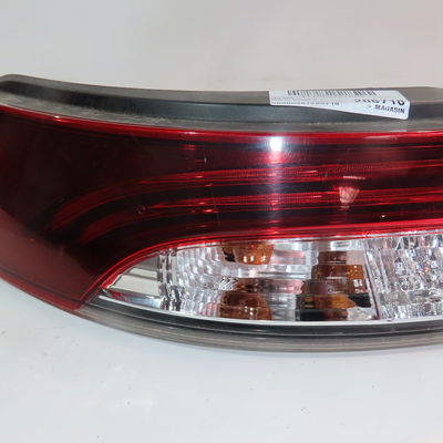Feu arrière gauche Renault MEGANE CC (EZ0-1_) 1.5 dci (ez09, ez1g, ez0d, ez14) (2010)