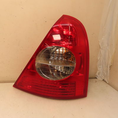 Feu arrière droit Renault CLIO II (BB_, CB_) 1.2 (bb0a, bb0f, bb10, bb1k, bb28, bb2d, bb2h, cb0a,... (1998-2010) 5 portes