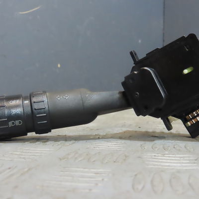 Commande clignotant Hyundai COUPE II (GK) 2.0 (2002-2009)