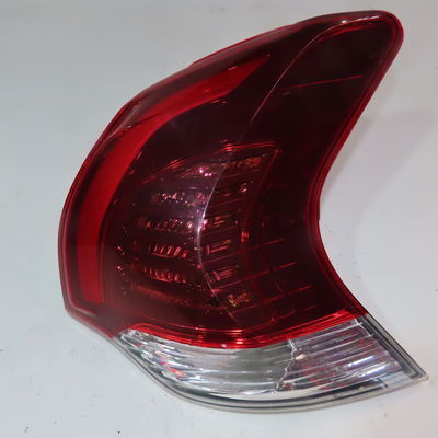 Feu arrière droit Peugeot 3008 Monospace (0U_) 1.6 bluehdi 120 (2014-2016)