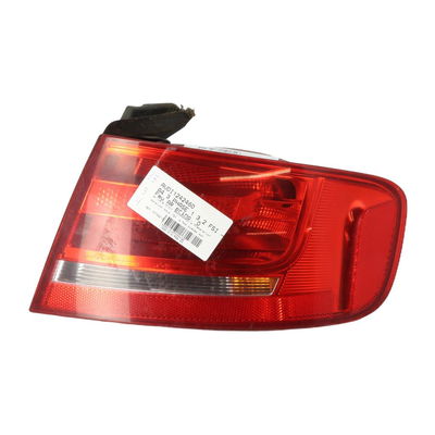 Feu arrière droit Audi A4 B8 (8K2) 3.2 fsi quattro (2007-2012)