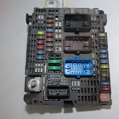 Boite a fusibles Peugeot 508 I (8D_) 2.0 bluehdi 150 (2014-2018)