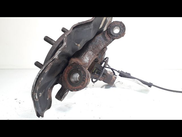 Fusee avd Toyota COROLLA Verso (ZER_, ZZE12_, R1_) 1.6 (znr10_) (2004-2009)