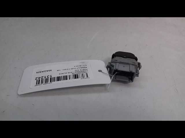 Commande lève-glace porte avant droite Renault CLIO III (BR0-1, CR0-1) 1.5 dci (br0h, cr0h, cr1s, br1s) (2005-2014) 3 portes