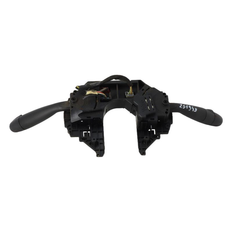 Interrupteur commande de frein a main Citroën C4 I (LC_) 1.6 hdi (2004-2011) 5 portes