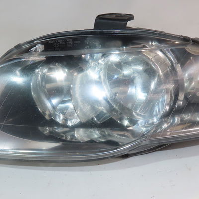 Phare gauche Audi A4 B7 (8EC) 2.0 tdi (2004-2008)