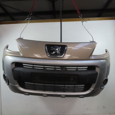 Pare-choc avant Peugeot PARTNER TEPEE 1.6 hdi 16v (2008) 5 portes