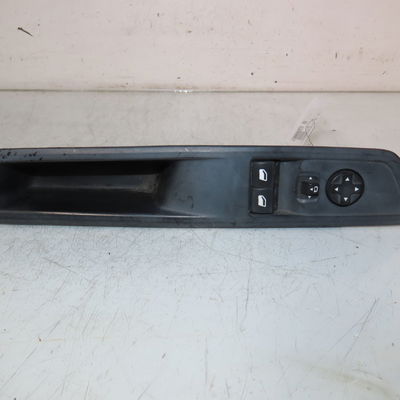 Commande lève-glace porte avant gauche Citroën JUMPY Camionnette (V_) 2.0 bluehdi 150 (2016)