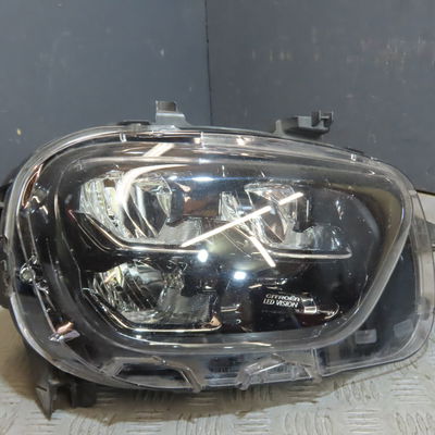 Phare droit Citroën C3 III (SX) 1.5 bluehdi 100 (sxyhyp, sxyhtu) (2018)