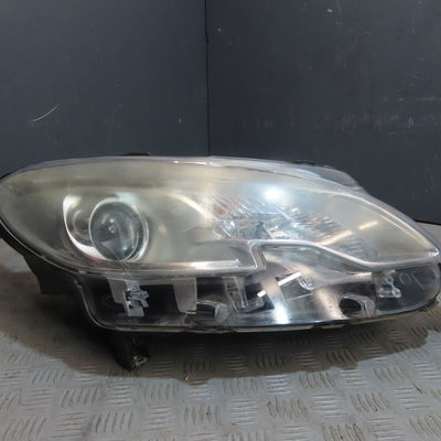 Phare droit Peugeot 2008 I (CU_) 1.2 vti (2013-2018)