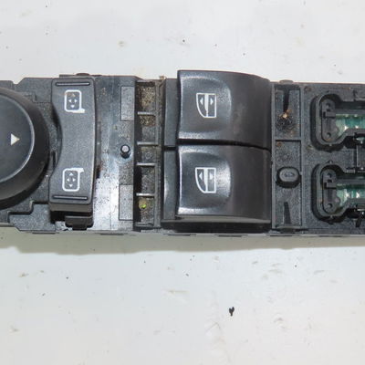 Commande lève-glace porte avant gauche Renault SCÉNIC III (JZ0-1_) 1.5 dci (2009) 5 portes