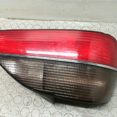 Feu arrière gauche Peugeot 306 (7B, N3, N5) 2.0 hdi 90 (1999-2001)
