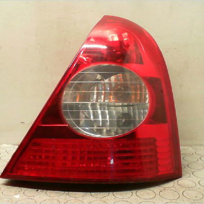 Feu arrière droit Renault CLIO II (BB_, CB_) 1.2 16v (bb05, bb0w, bb11, bb27, bb2t, bb2u, bb2v, cb05,... (2001-2016) 3 portes