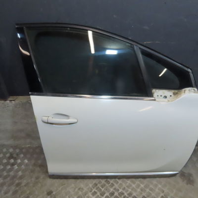Porte avant droite Peugeot 2008 I (CU_) 1.2 vti (2013-2018)